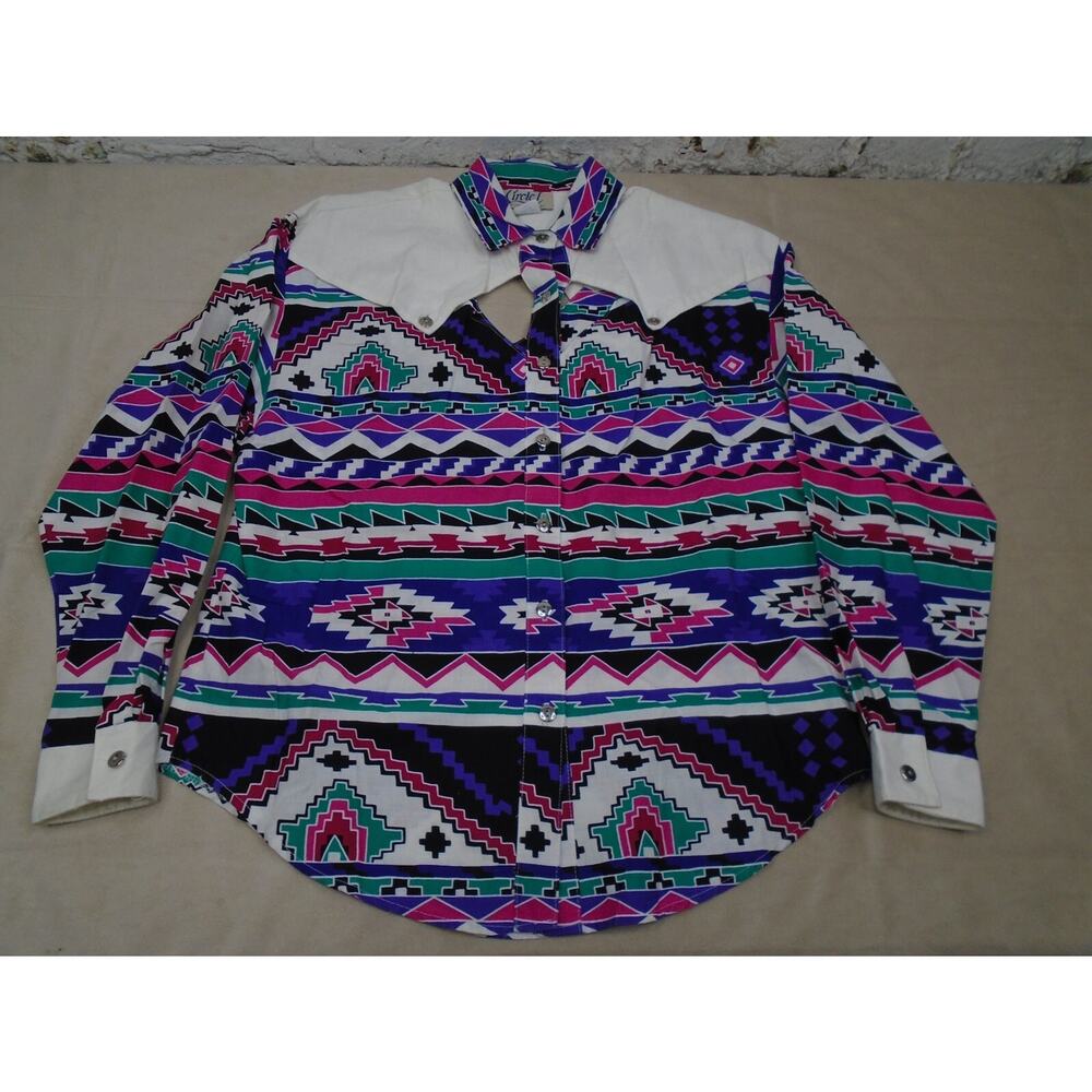 Vintage Circle T Shirt Womens Small 90s Western Aztec Cut Out Made USA Boarder